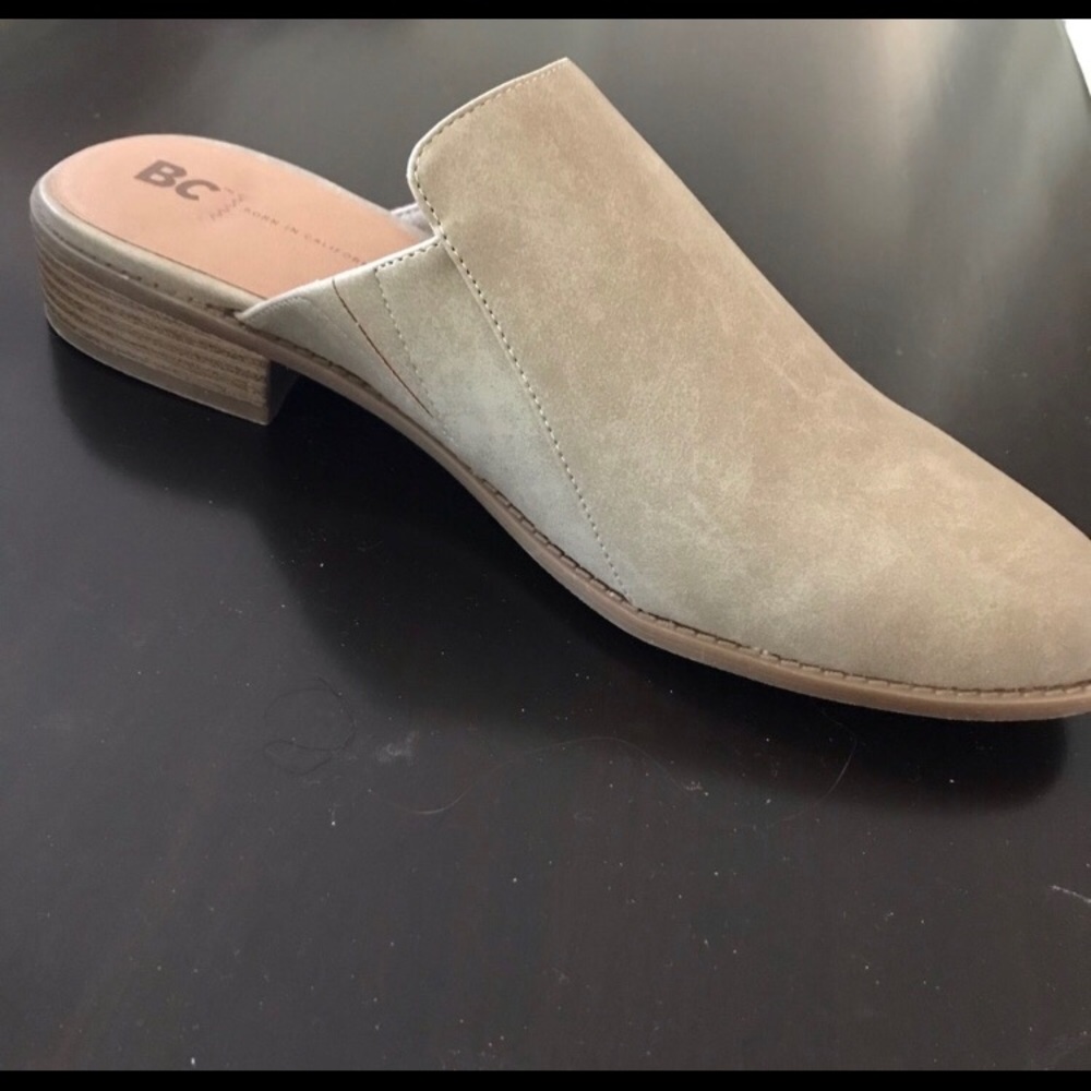 BC Footwear tan mules